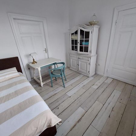 Privatunterkunft Im Erdgeschoss Nordenham Exterior photo